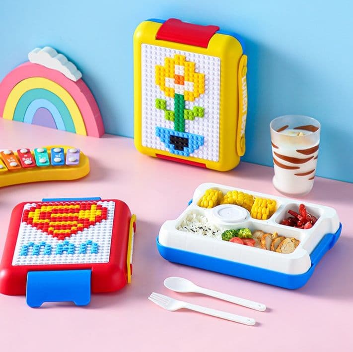 ブロック遊び付き仕切り型子供用弁当箱