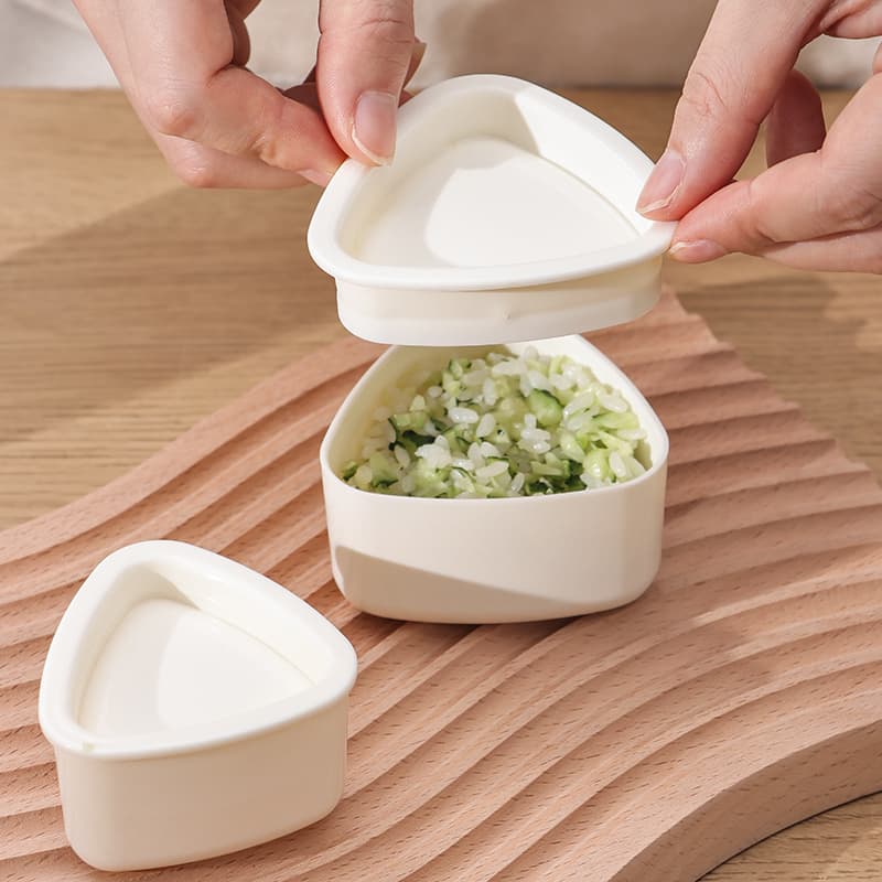 三角形コンパクト弁当箱